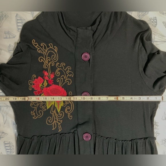 ATHLETA Black Jersey Dress w/Roses - Picture 6 of 11